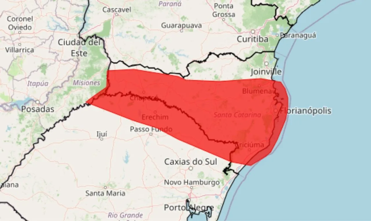 A imagem mostra o area em risco para tempestades em Santa Catarina e Rio Grande do Sul